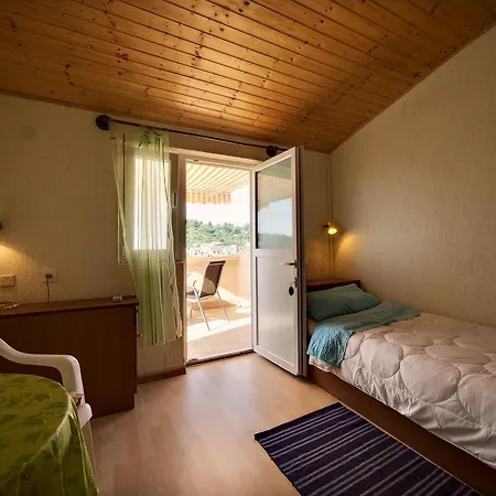 Luka Apartment